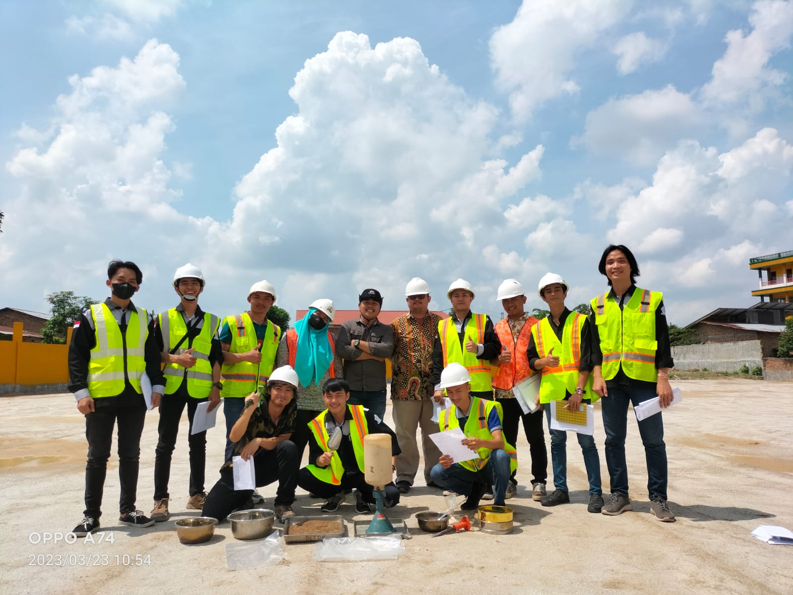 Site Visit Proyek Konstruksi
